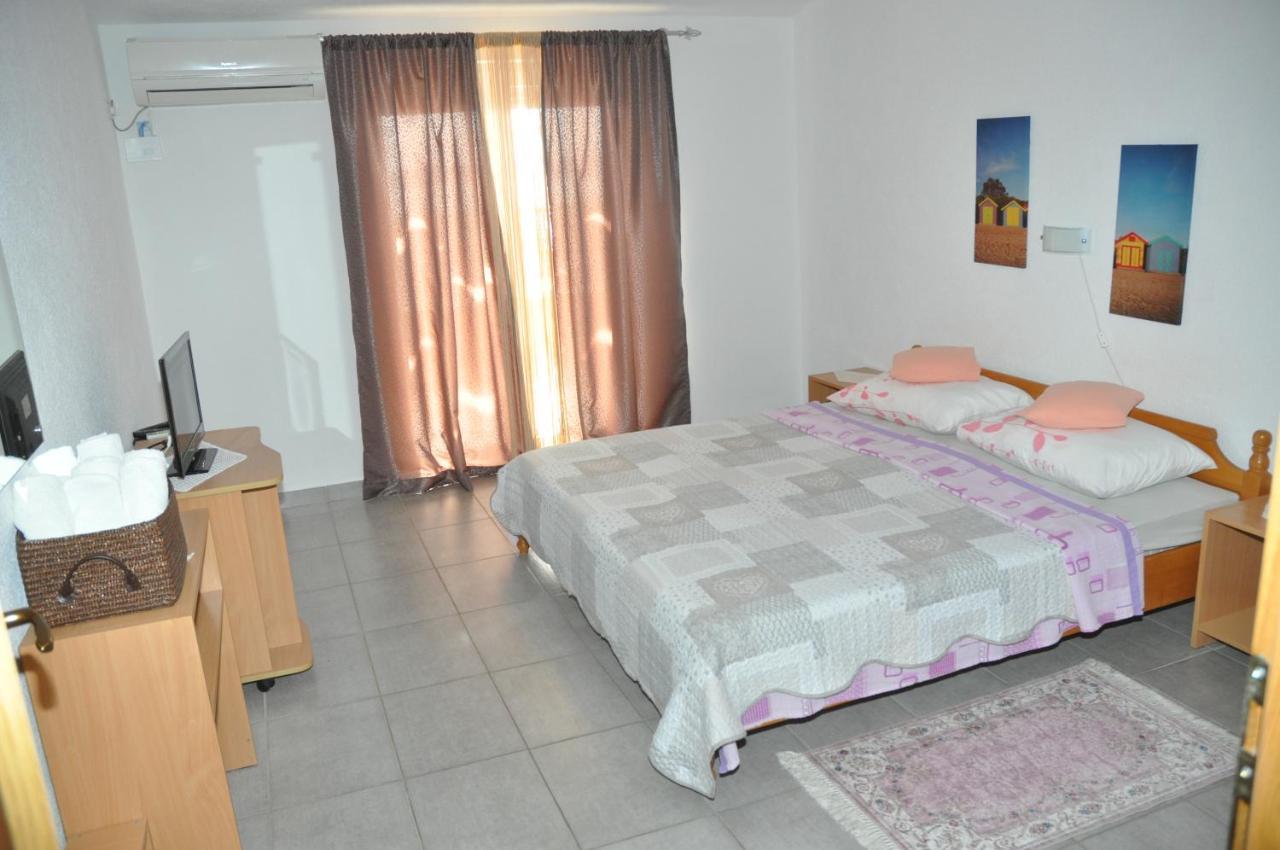 Apartmani Mia Traù Esterno foto
